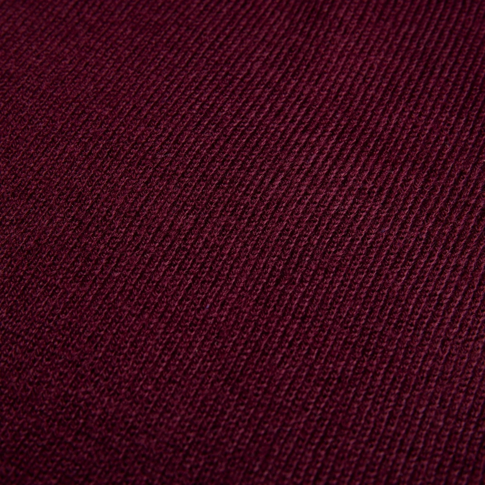 Nahaufnahme der wollig-warmen Polyacryl-Strickqualität